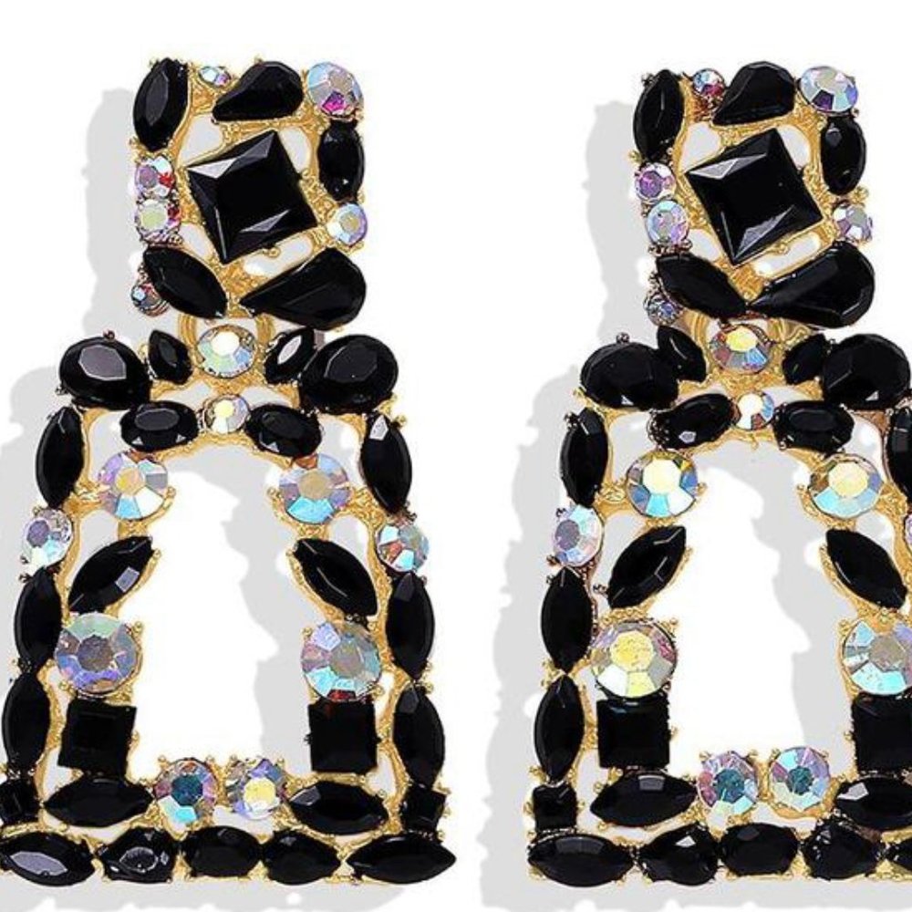 Black Stone Earrings-NEW